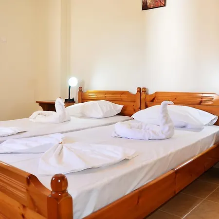 Georgias Apartments Haraki Room photo