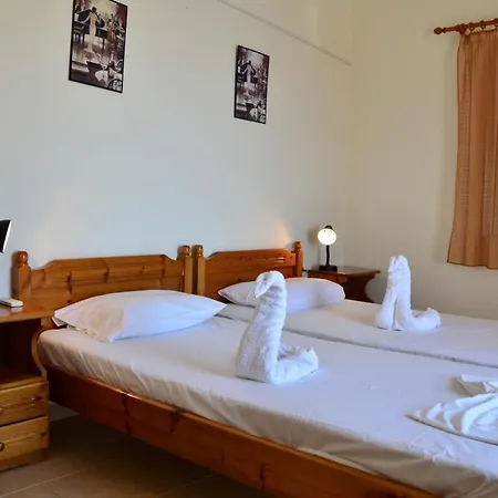 Georgias Apartments Haraki Room photo