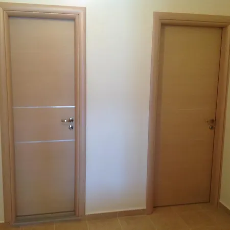 Georgias Apartments Haraki Exterior photo